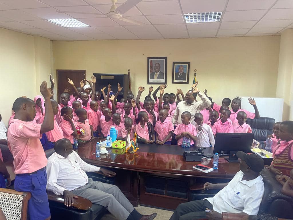 SINAMBIO PRIMARY SCHOOL PUPILS’ EXCURSION TOUR TO LAMU COUNTY HEADQUARTERS