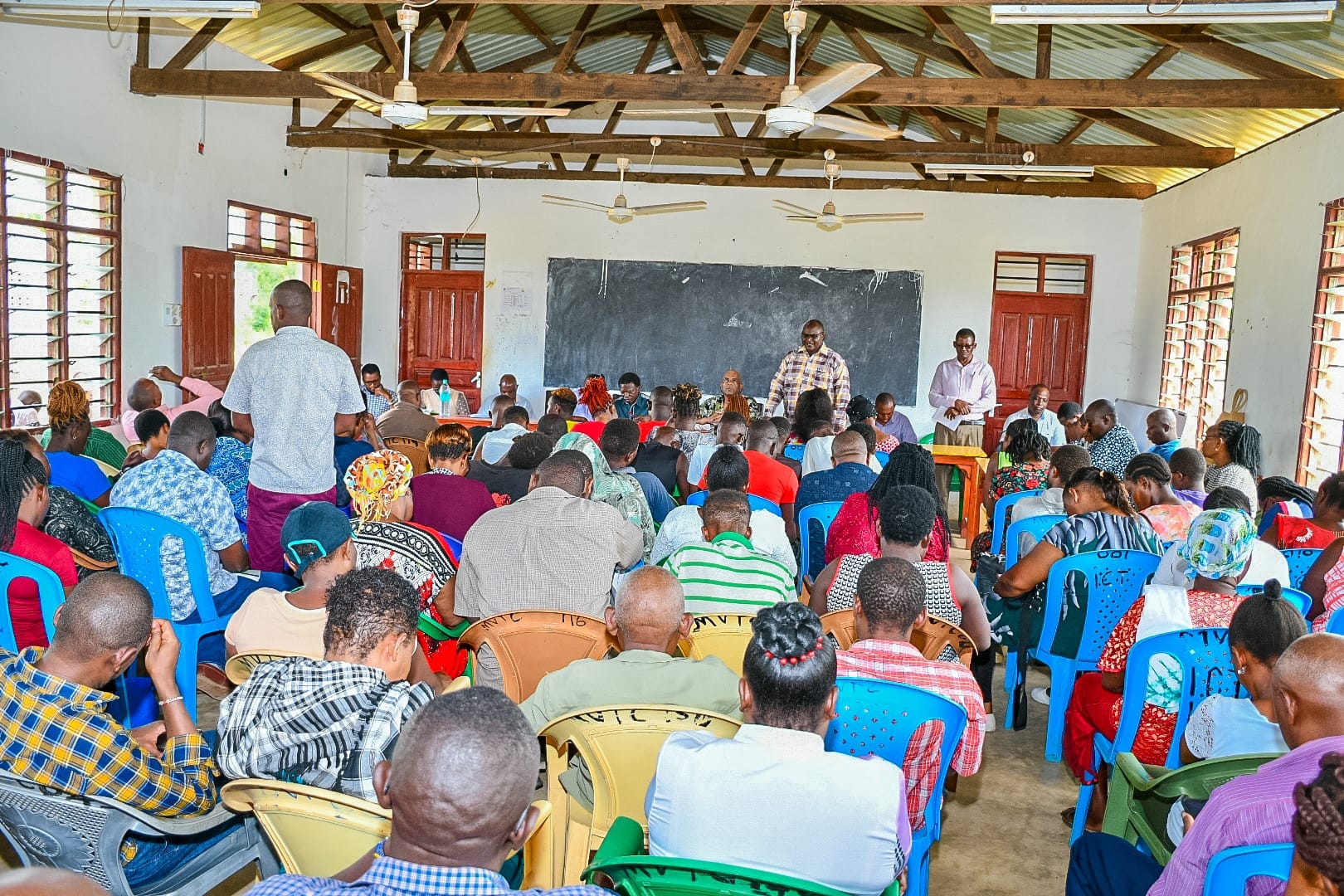 LAMU COUNTY ALCOHOLIC DRINKS CONTROL & LICENSING BOARD ENGAGES BAR OWNERS ON LIQUOR INDUSTRY CONCERNS & LICENSING